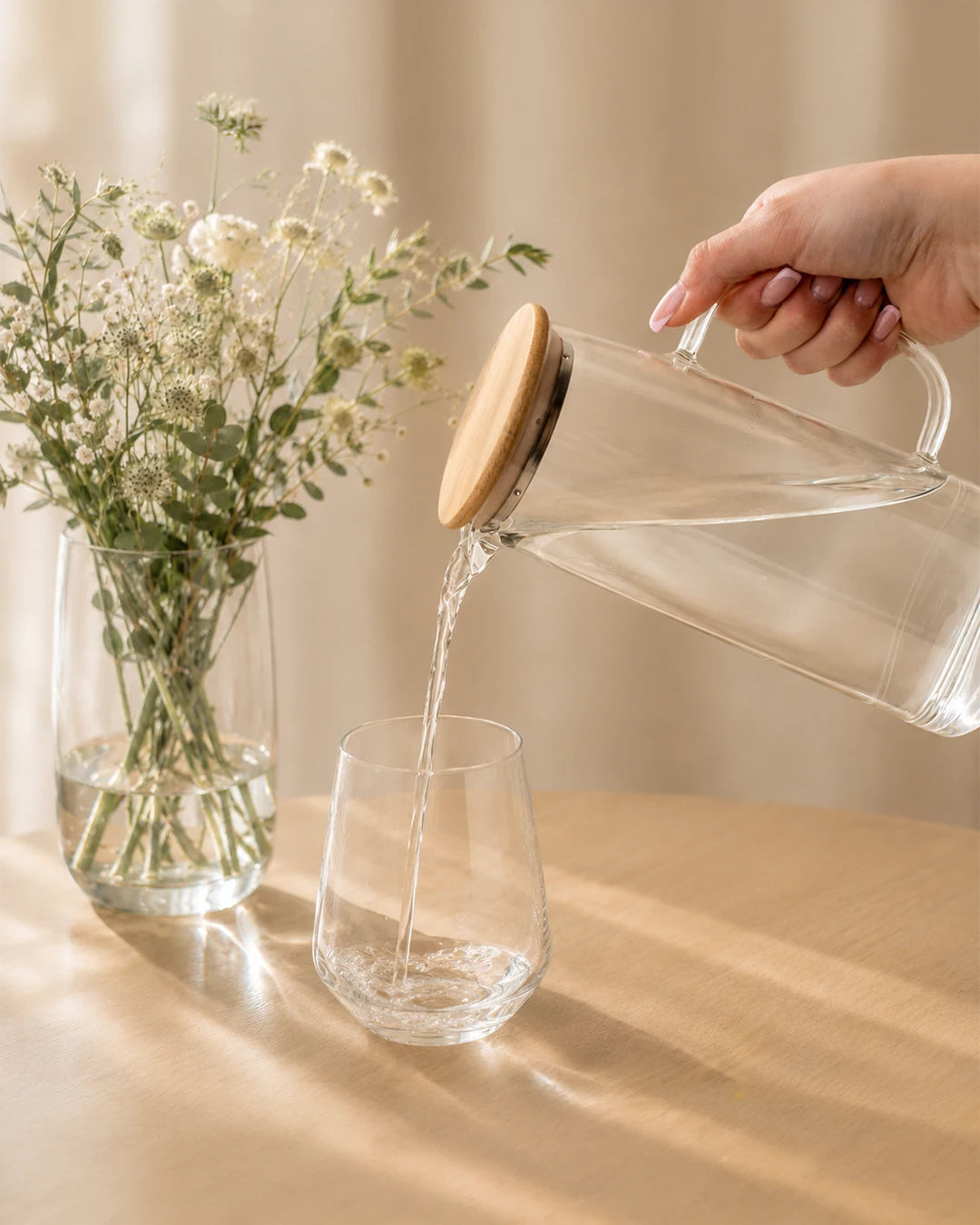 Glaskaraffe mit Holzdeckel 1000 ml